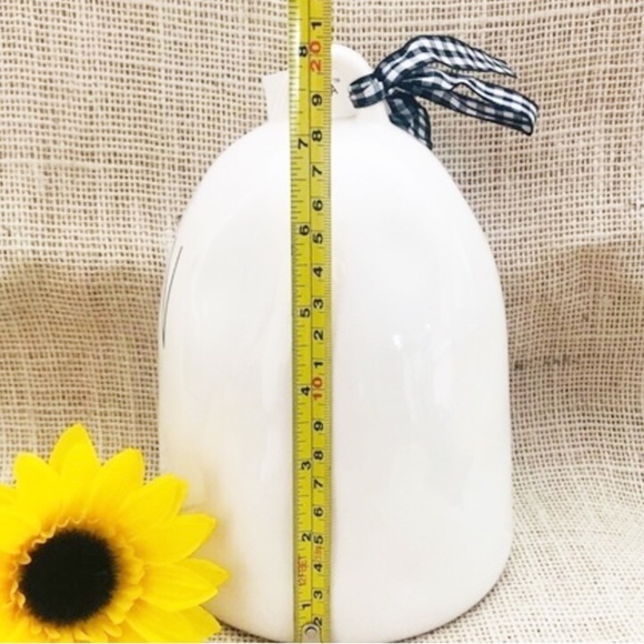 Rae Dunn Queen Bee Hive Ceramic Birdhouse - Picture 3 of 5